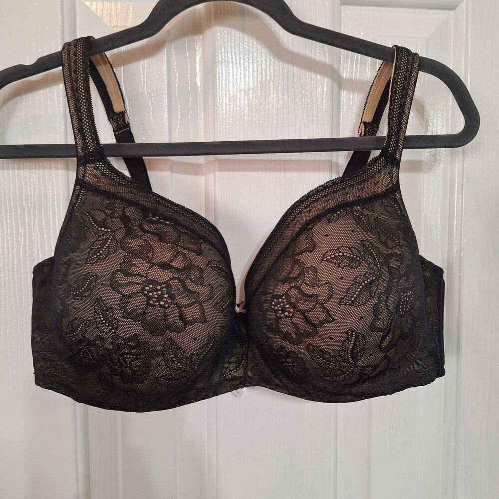 Cacique 42D black lace lightly lined balconette bra